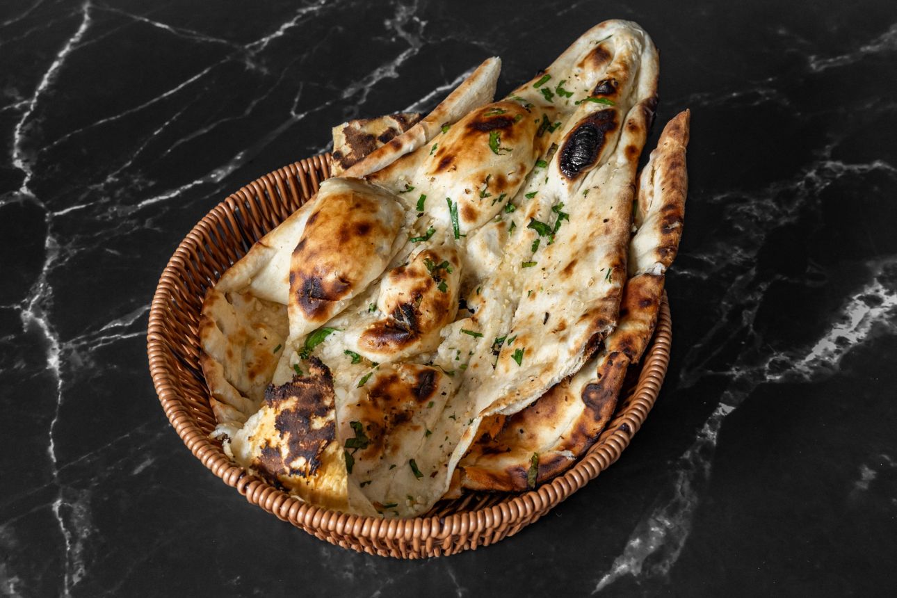  Garlic & Corriander Naan